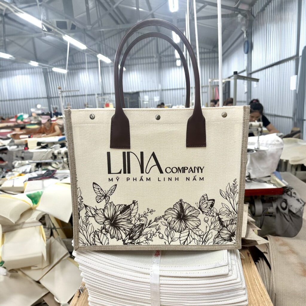 Gia công nhiều loại túi vải theo yêu cầu khách hàng
